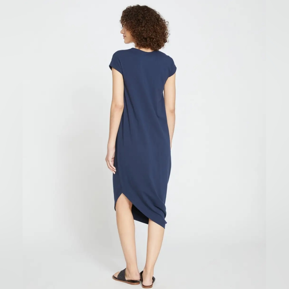 Iconic Geneva V-neck Dress Midnight XL• Firm asking price - Picture 3 of 8